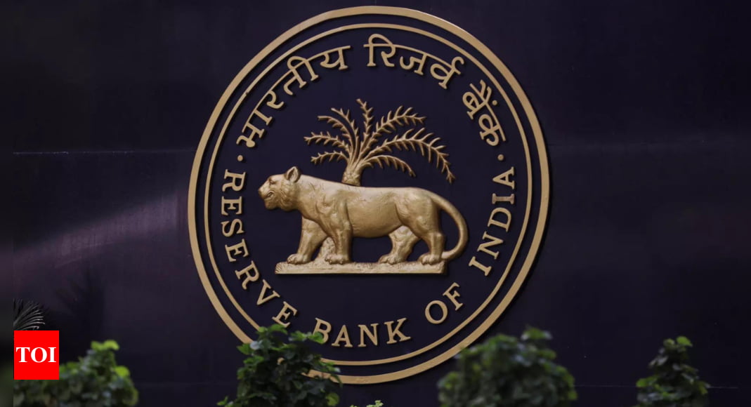 Bank Credit Growth: Bank credit growth to industry decelerates to 6.1 per cent in Nov: RBI data