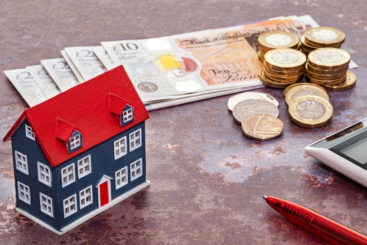 Interest rate cuts will soften mortgage blow by £11bn in 2024
