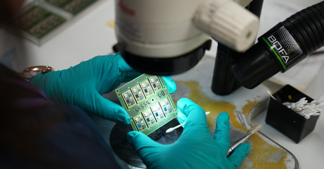 U.S. Awards Chip Supplier $162 Million to Bolster Critical Industries